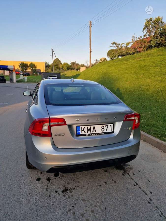 Volvo S60 - 10