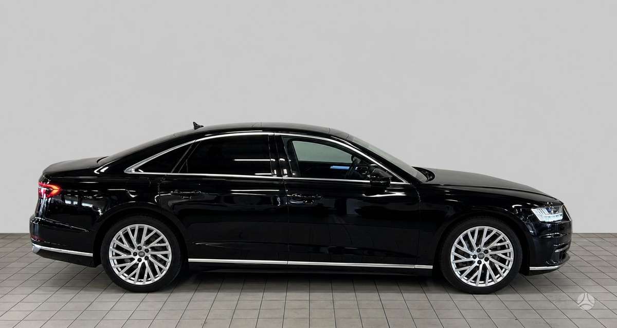 Audi A8, 3.0 l., Седан