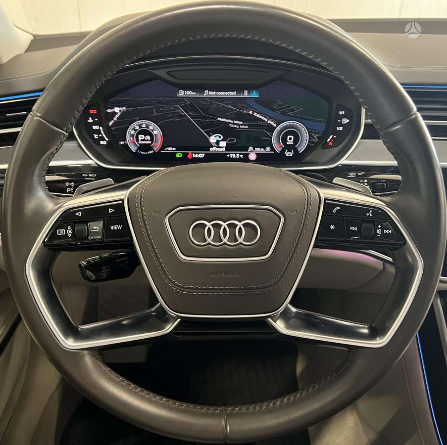Audi A8, 3.0 l., Седан