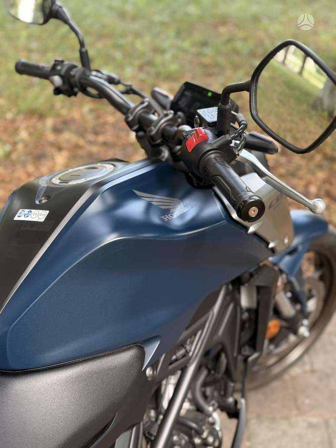 Honda CB 125cc, street / classic