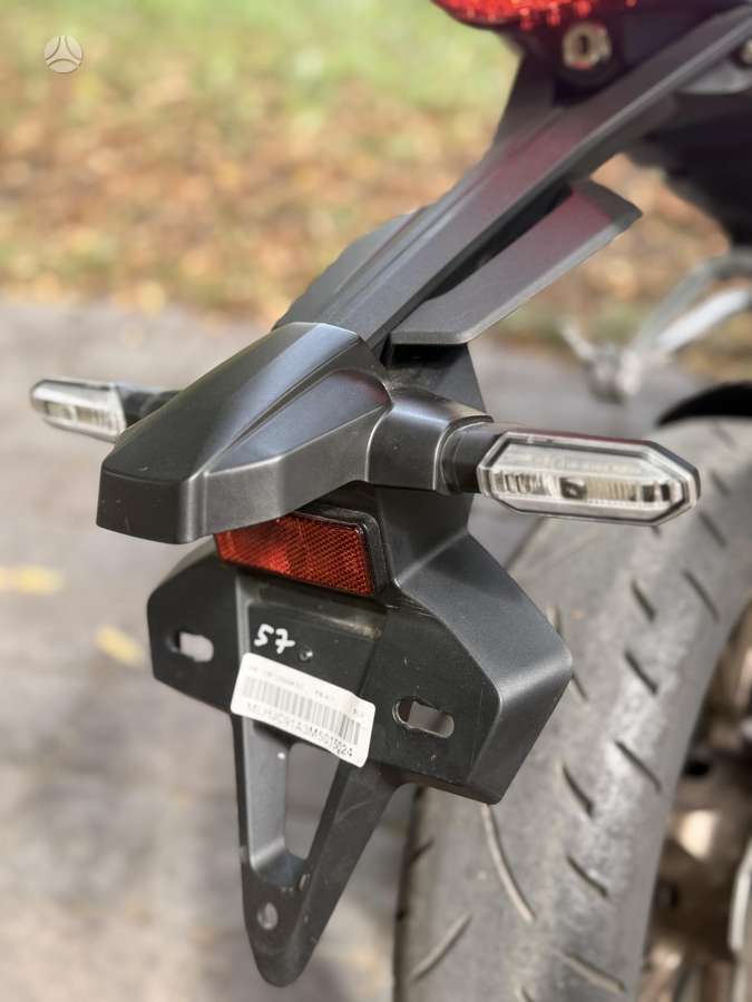 Honda CB 125cc, street / classic