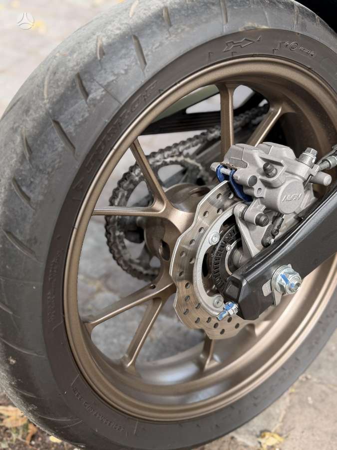 Honda CB 125cc, street / classic