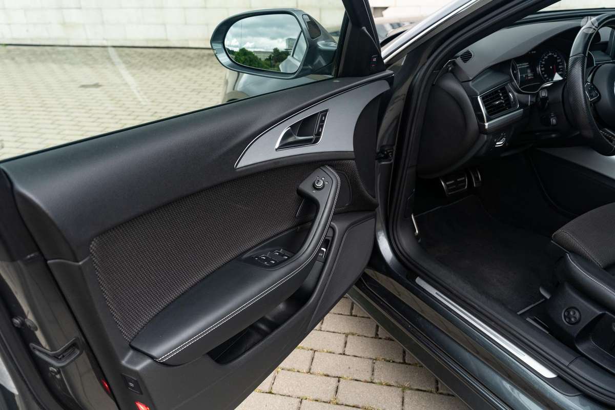 Audi A6, 2.0 l., Универсал