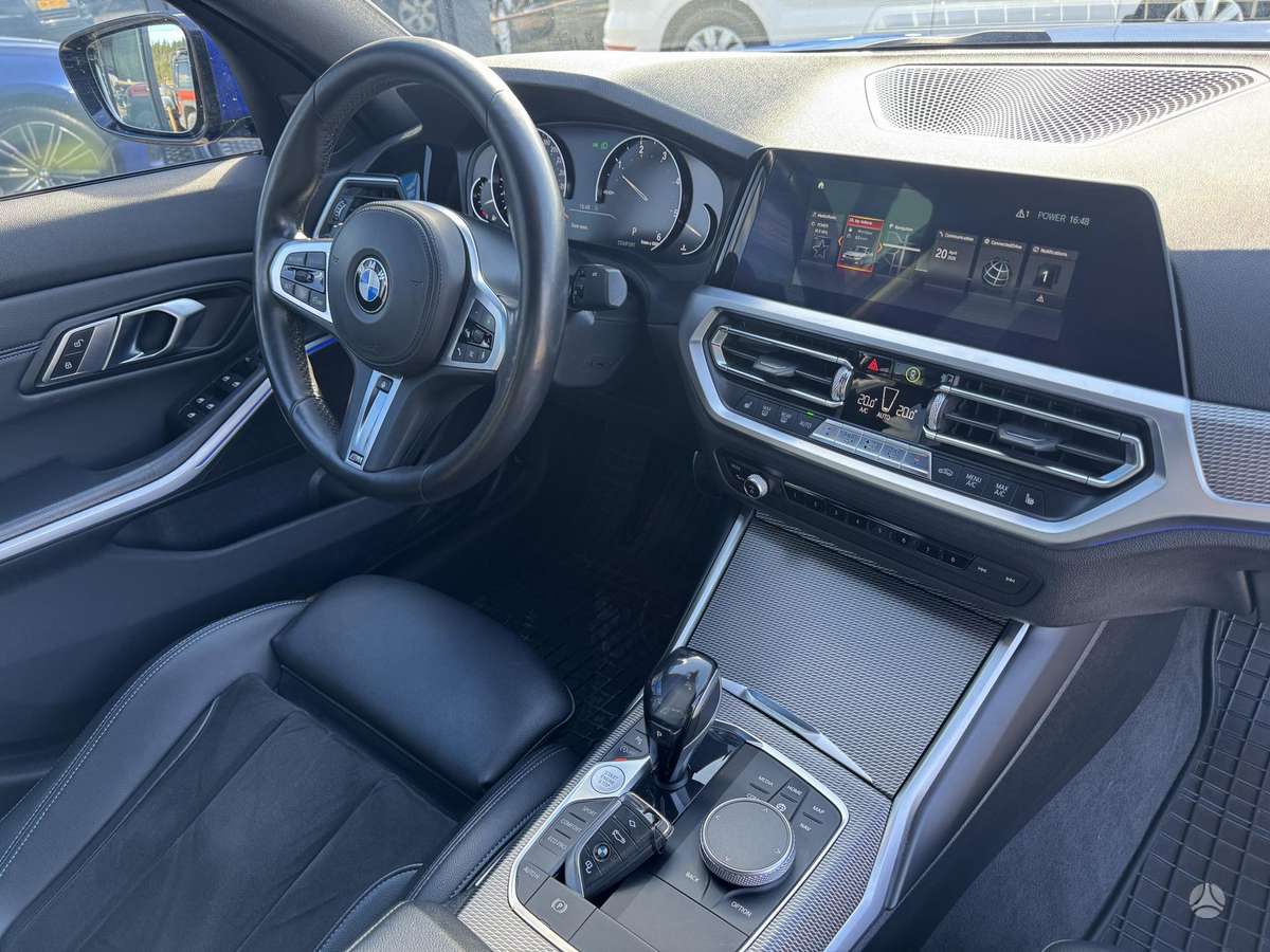 BMW 320, 2.0 l., Седан