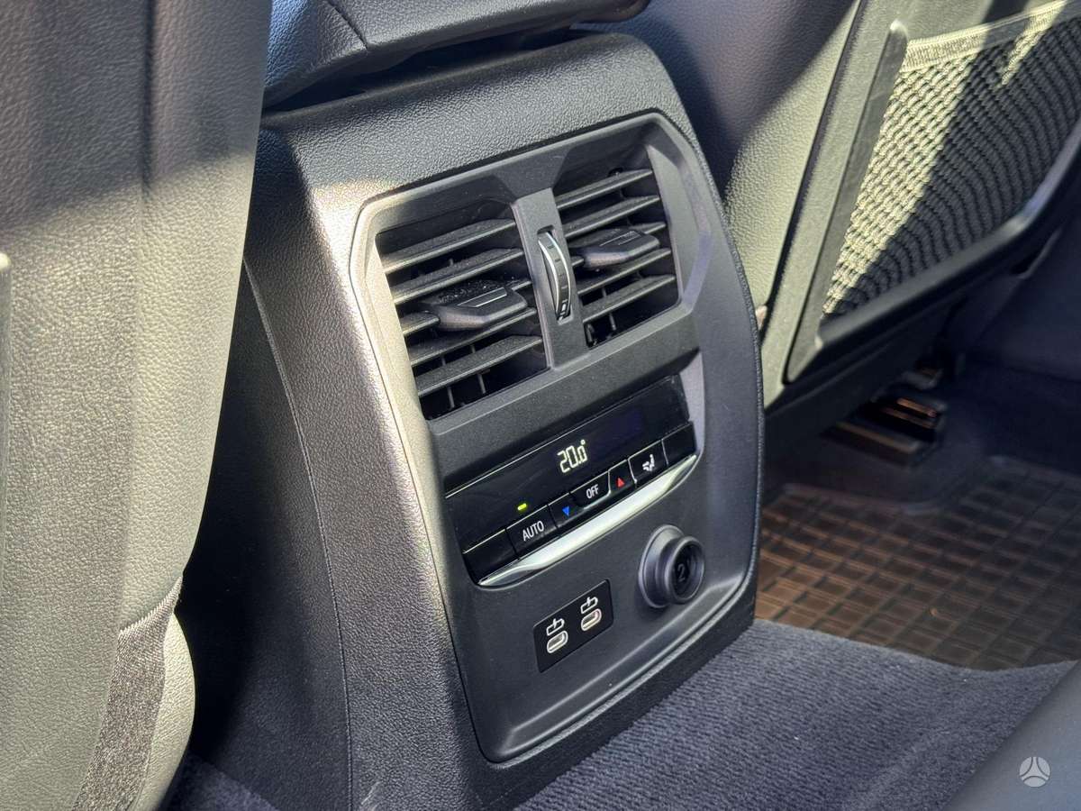 BMW 320, 2.0 l., Седан