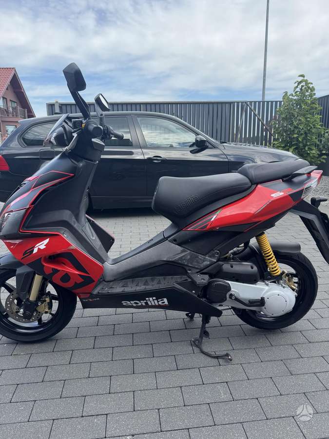 Aprilia SR 49cc, scooters / mopeds
