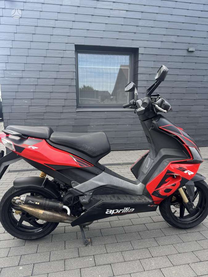 Aprilia SR 49cc, scooters / mopeds