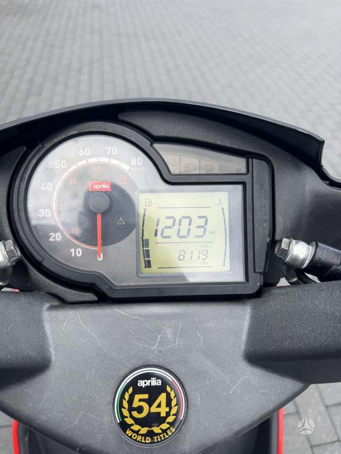 Aprilia SR 49cc, мотороллеры / мопеды