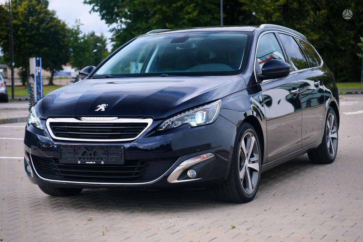 Peugeot 308, 1.2 l., Универсал