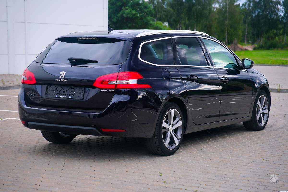 Peugeot 308, 1.2 l., Универсал