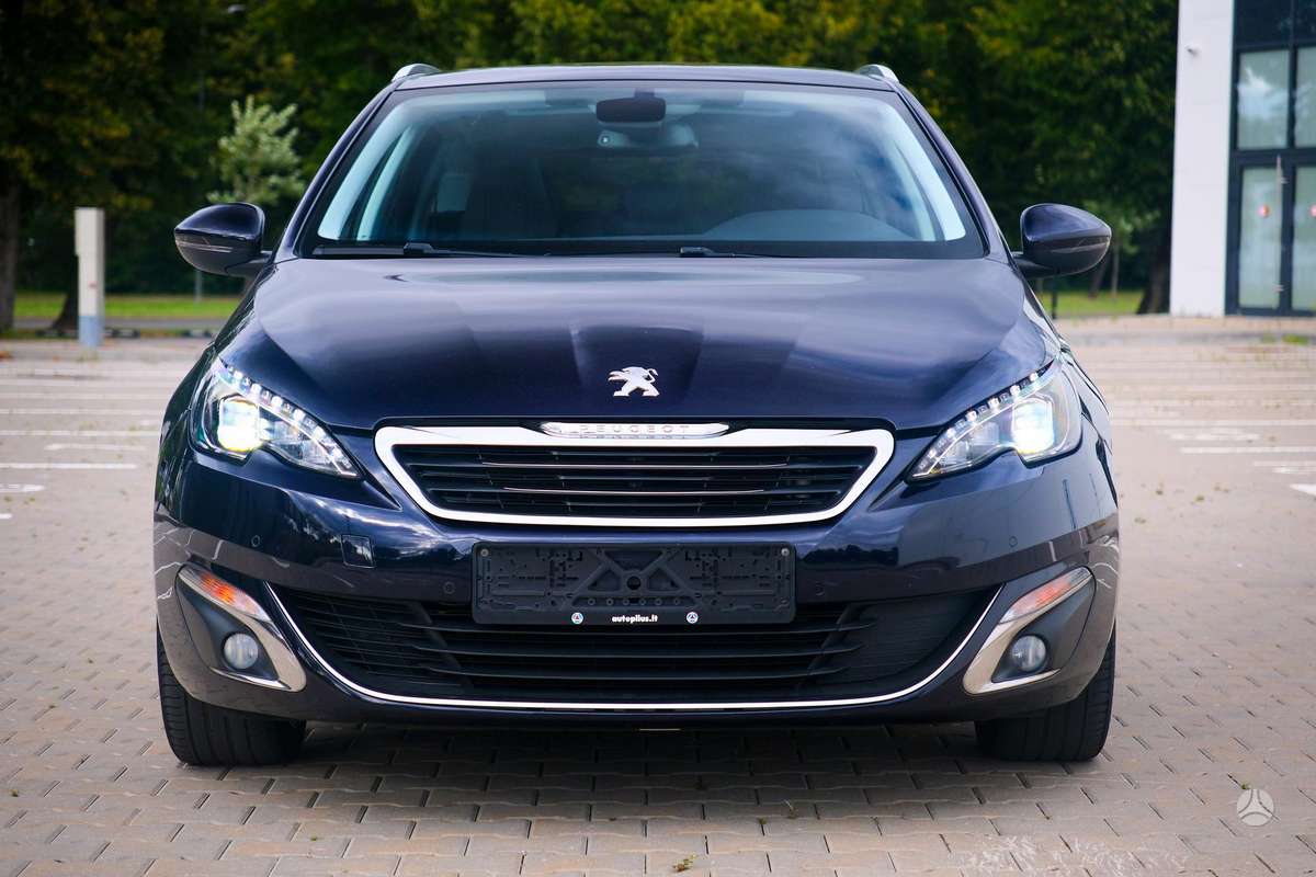 Peugeot 308, 1.2 l., Универсал