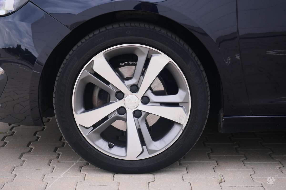 Peugeot 308, 1.2 l., Универсал