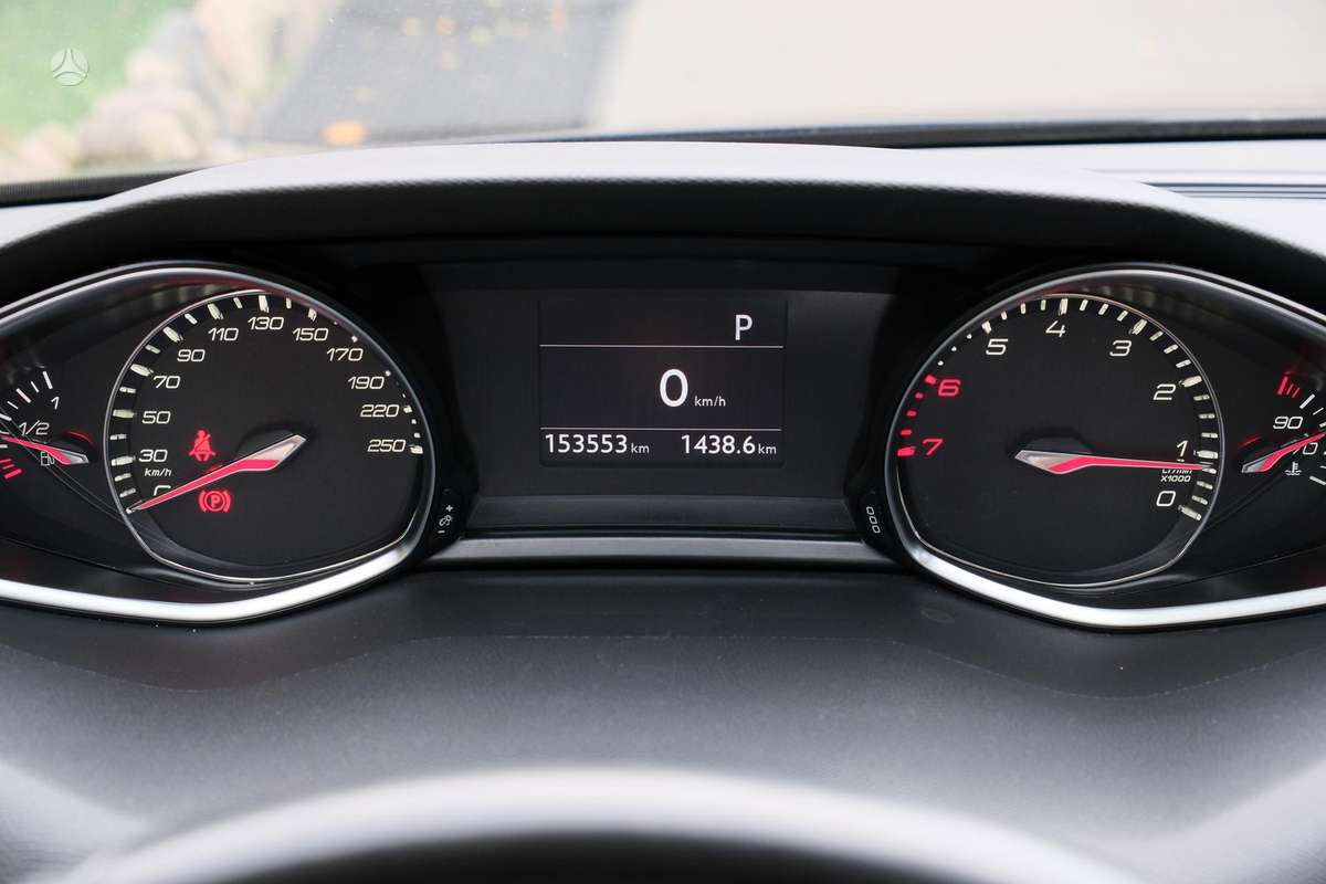 Peugeot 308, 1.2 l., Универсал
