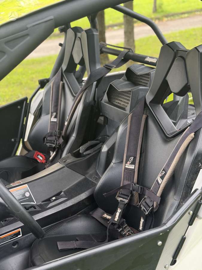 Can-Am Maverick 1000cc, квадроциклы
