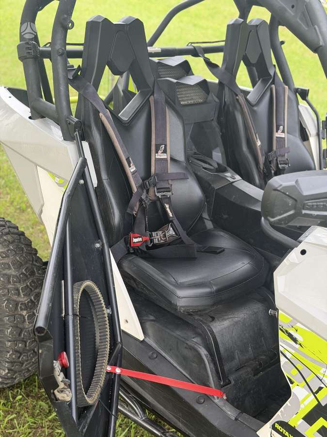 Can-Am Maverick 1000cc, квадроциклы