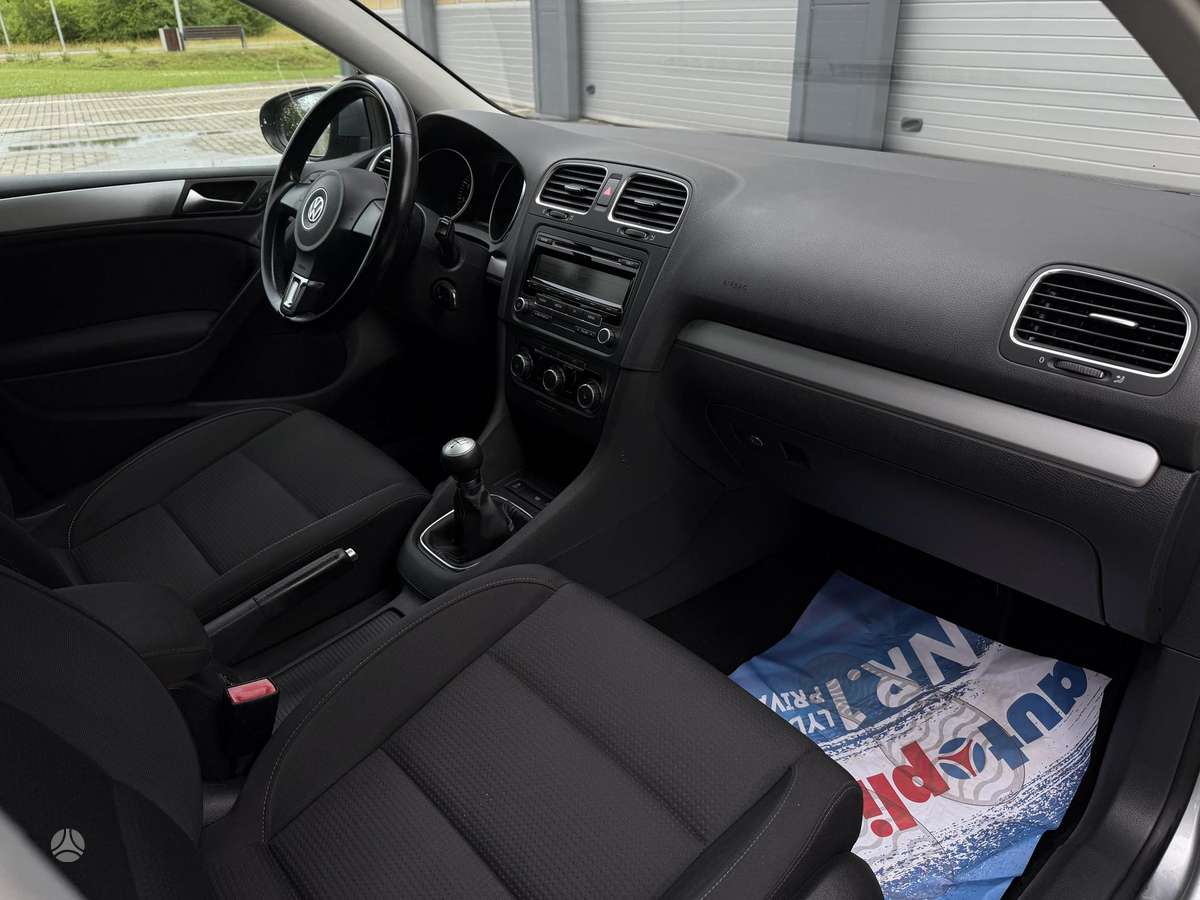 Volkswagen Golf, 1.2 l., hatchback