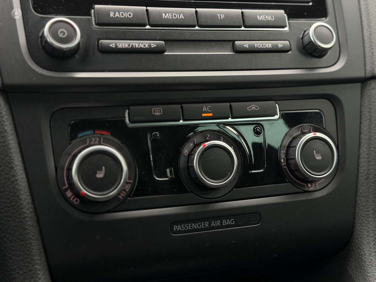 Volkswagen Golf, 1.2 l., hatchback