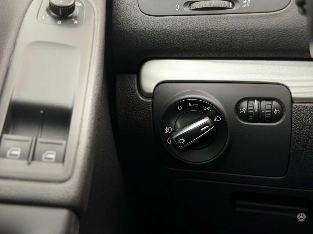 Volkswagen Golf, 1.2 l., hatchback