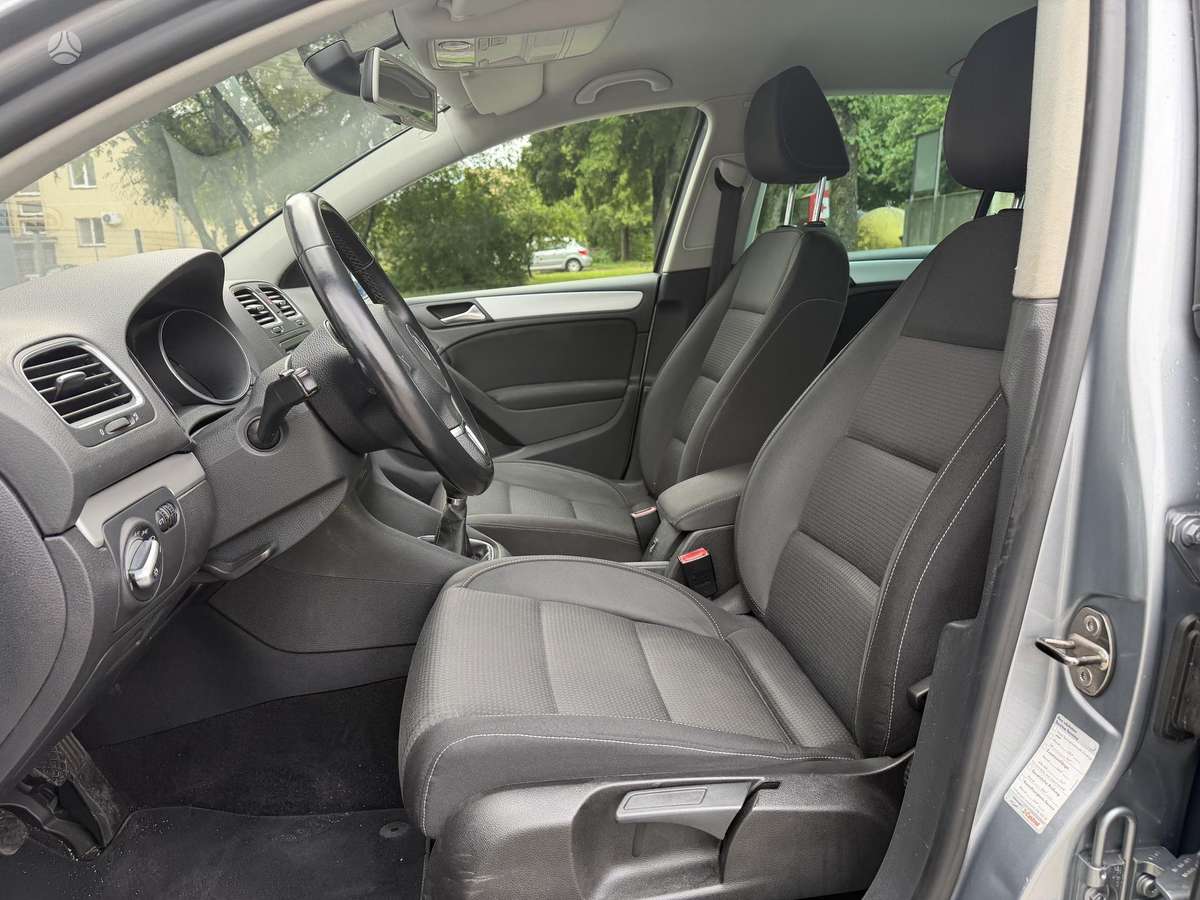 Volkswagen Golf, 1.2 l., hatchback