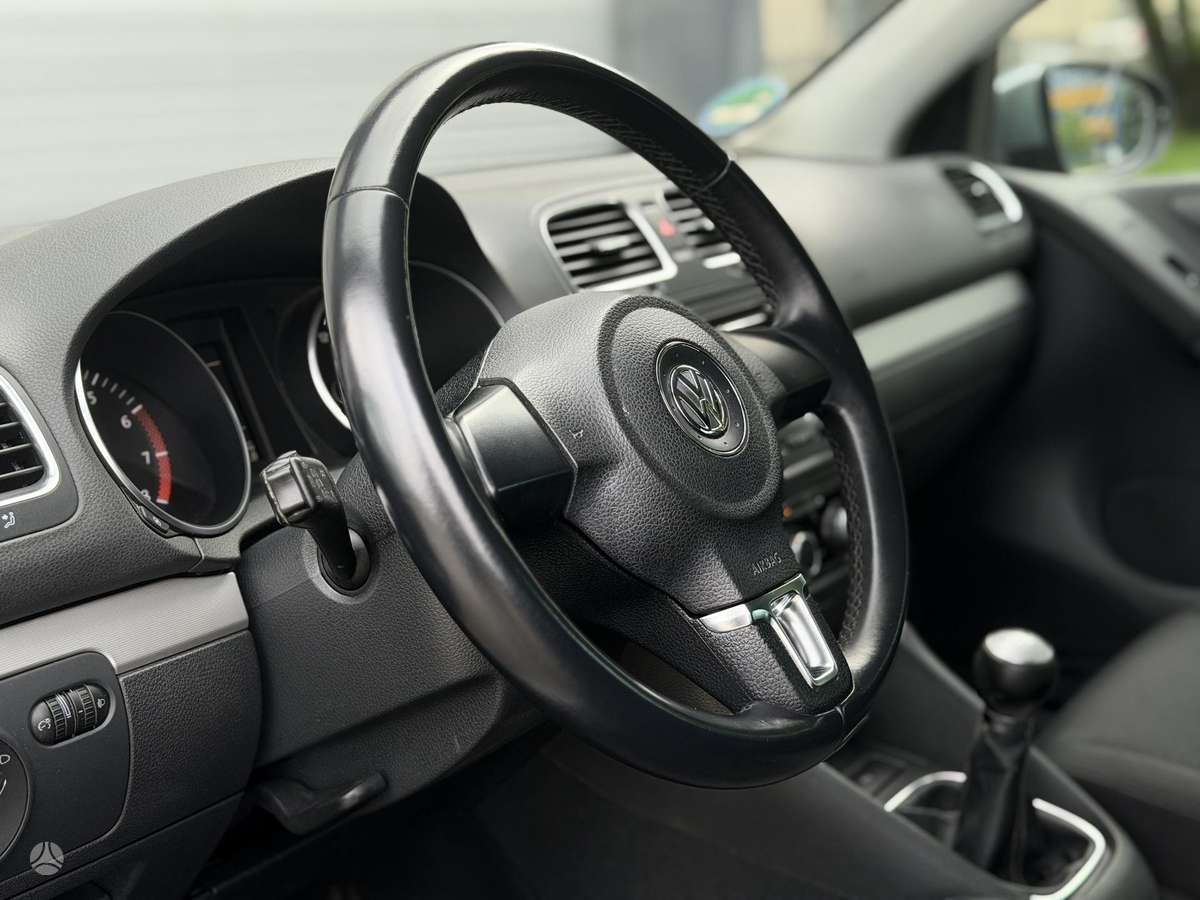 Volkswagen Golf, 1.2 l., hatchback