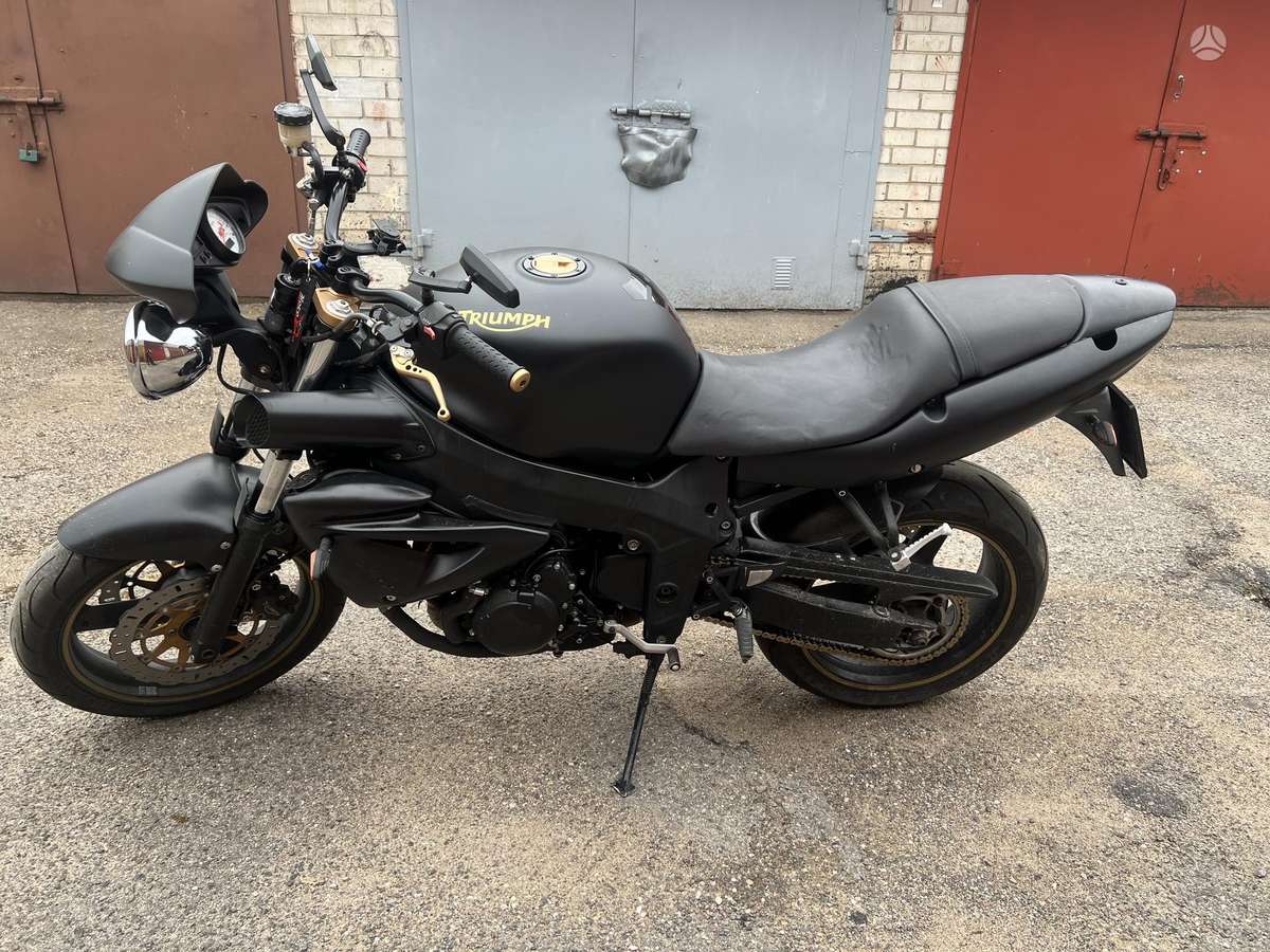 Triumph Speed Four 600cc, street / classic