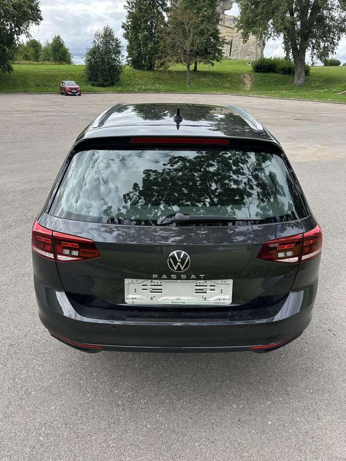 Volkswagen Passat - 6