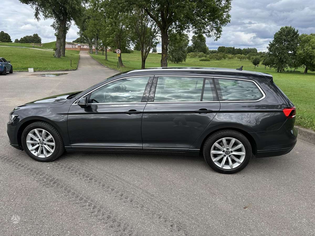 Volkswagen Passat - 8
