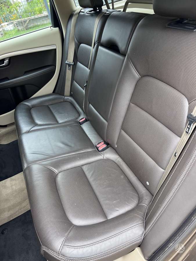 Volvo XC70, 2.4 l., Универсал