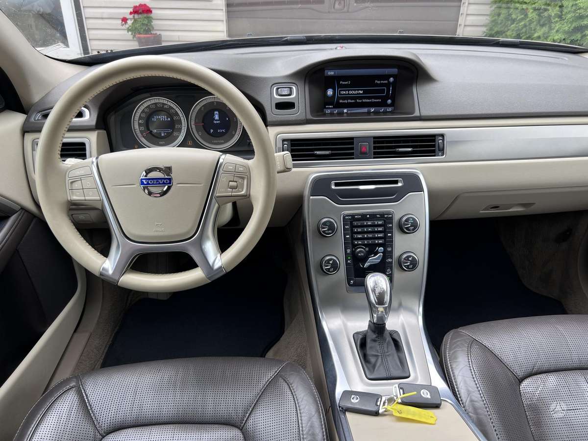 Volvo XC70, 2.4 l., Универсал
