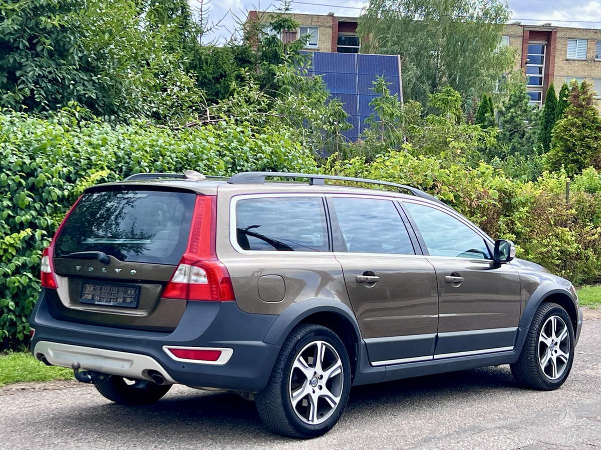 Volvo XC70, 2.4 l., Универсал