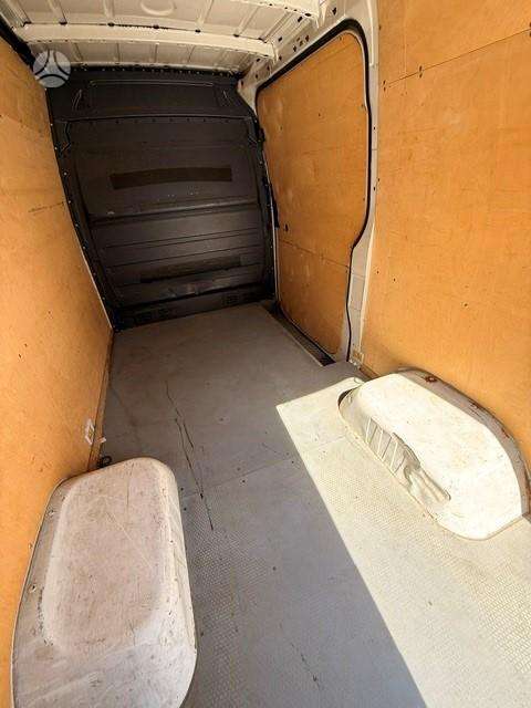 Volkswagen Crafter - 8