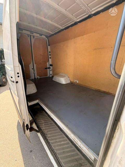 Volkswagen Crafter - 9