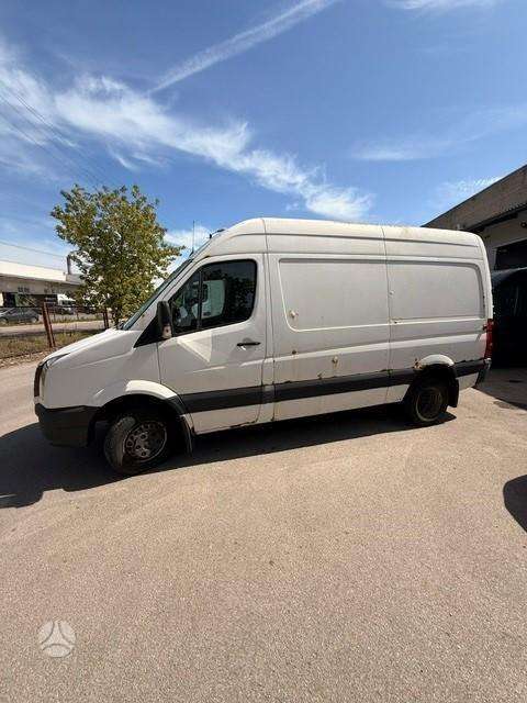 Volkswagen Crafter - 1