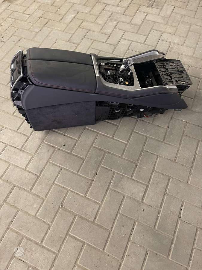 BMW XM salono detalės