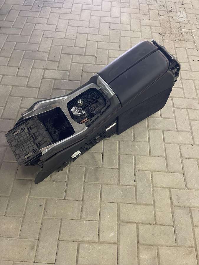 BMW XM salono detalės