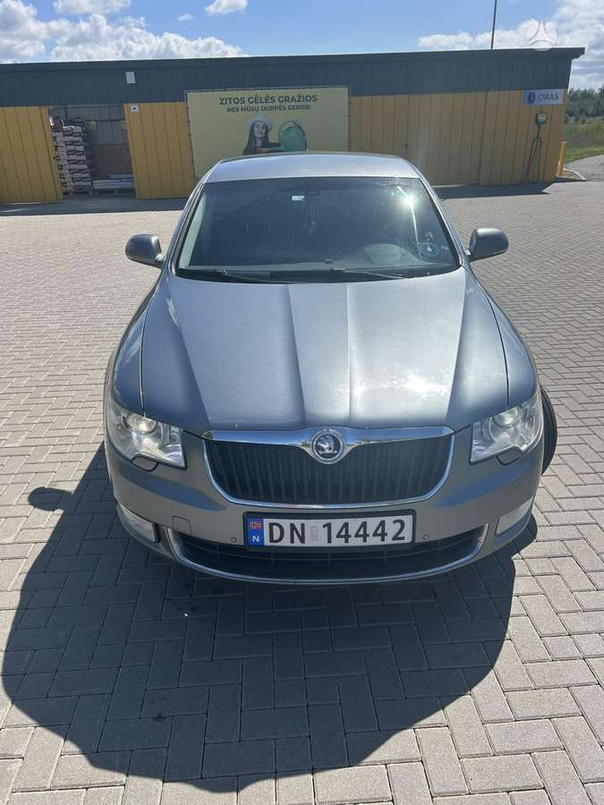 Skoda Superb, 2.0 l., hatchback