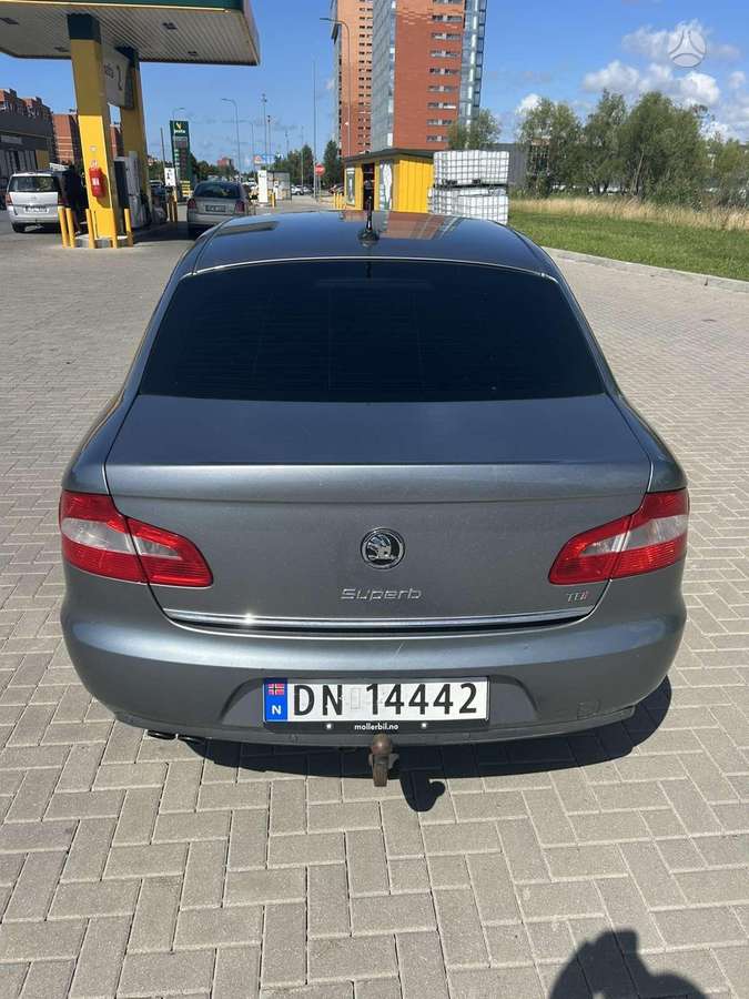 Skoda Superb, 2.0 l., hatchback