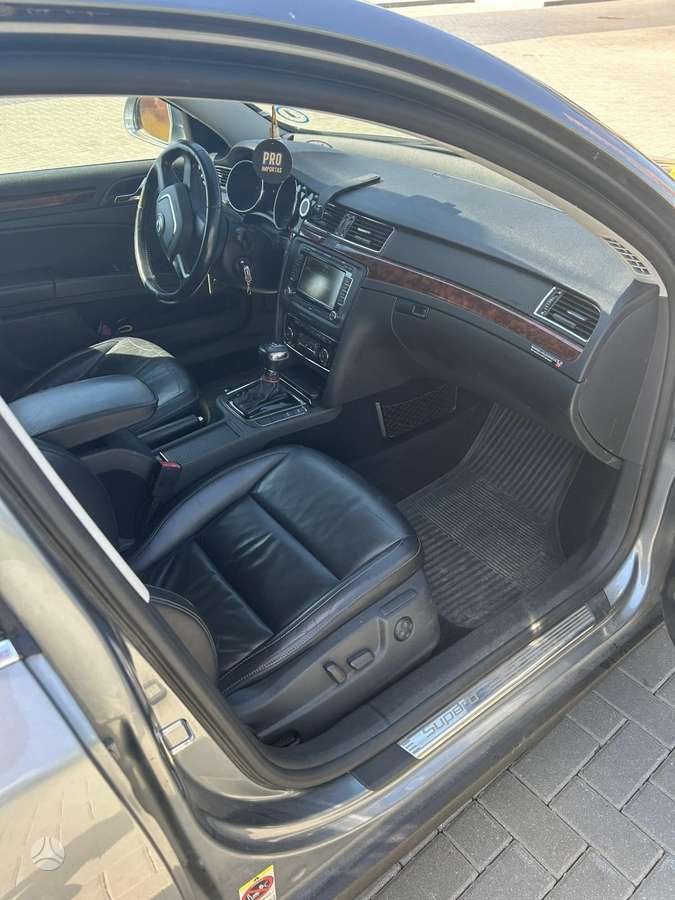 Skoda Superb, 2.0 l., hatchback
