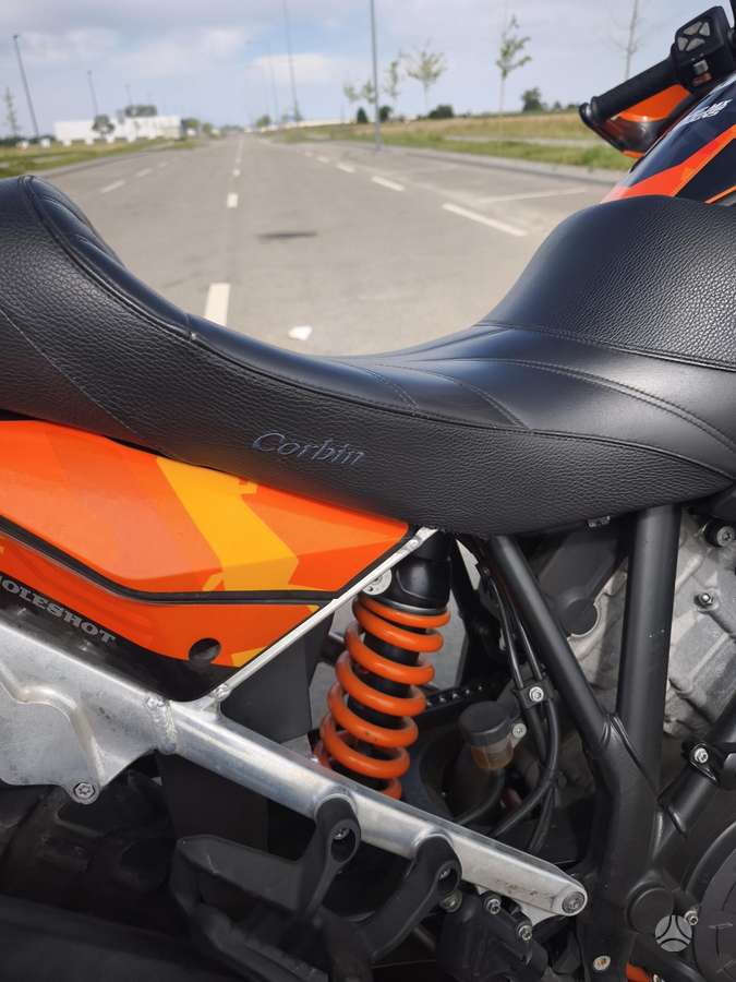KTM Adventure 1050cc, эндуро / adventure