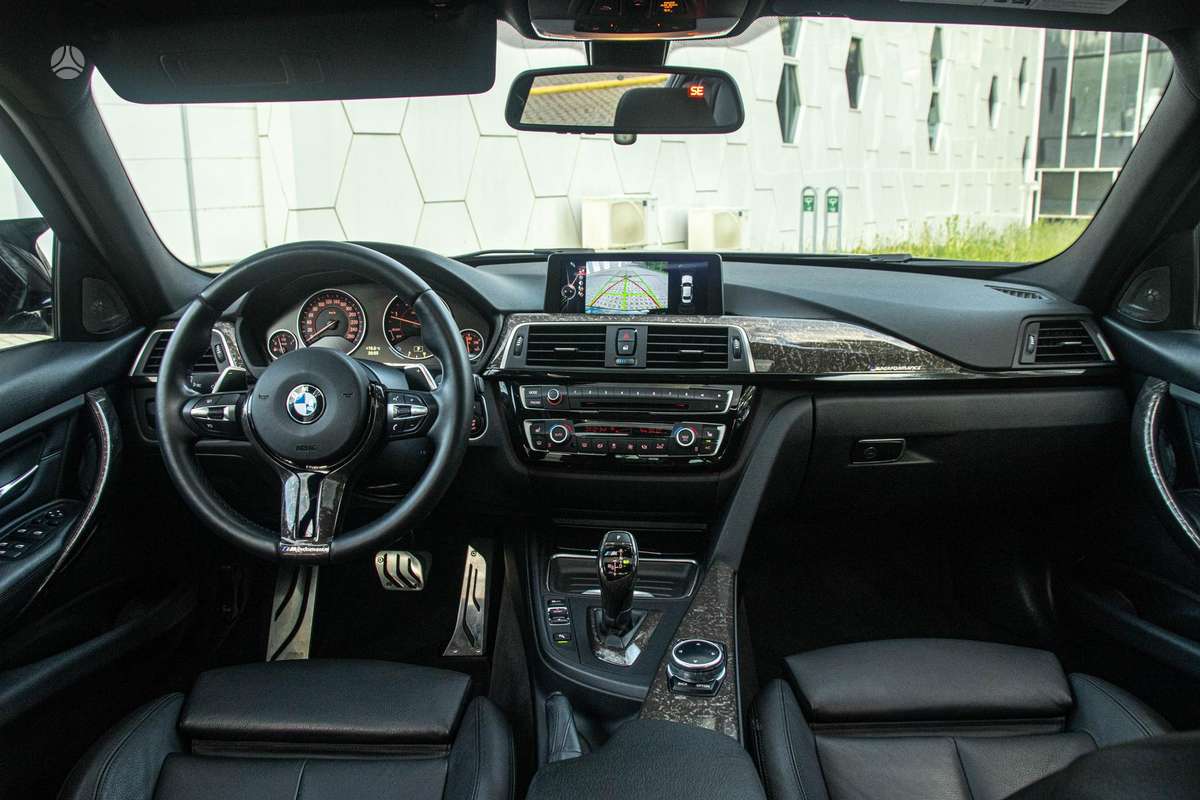 BMW 320, 2.0 l., Седан