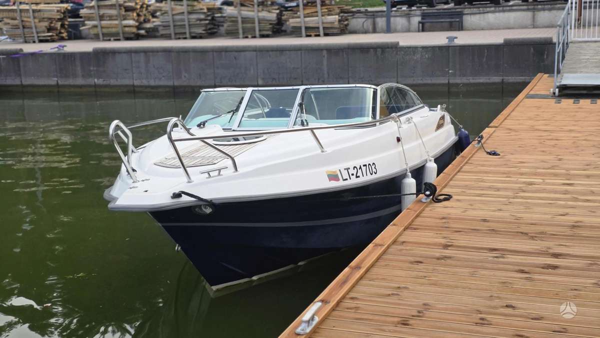 Uttern D68, яхты / катера