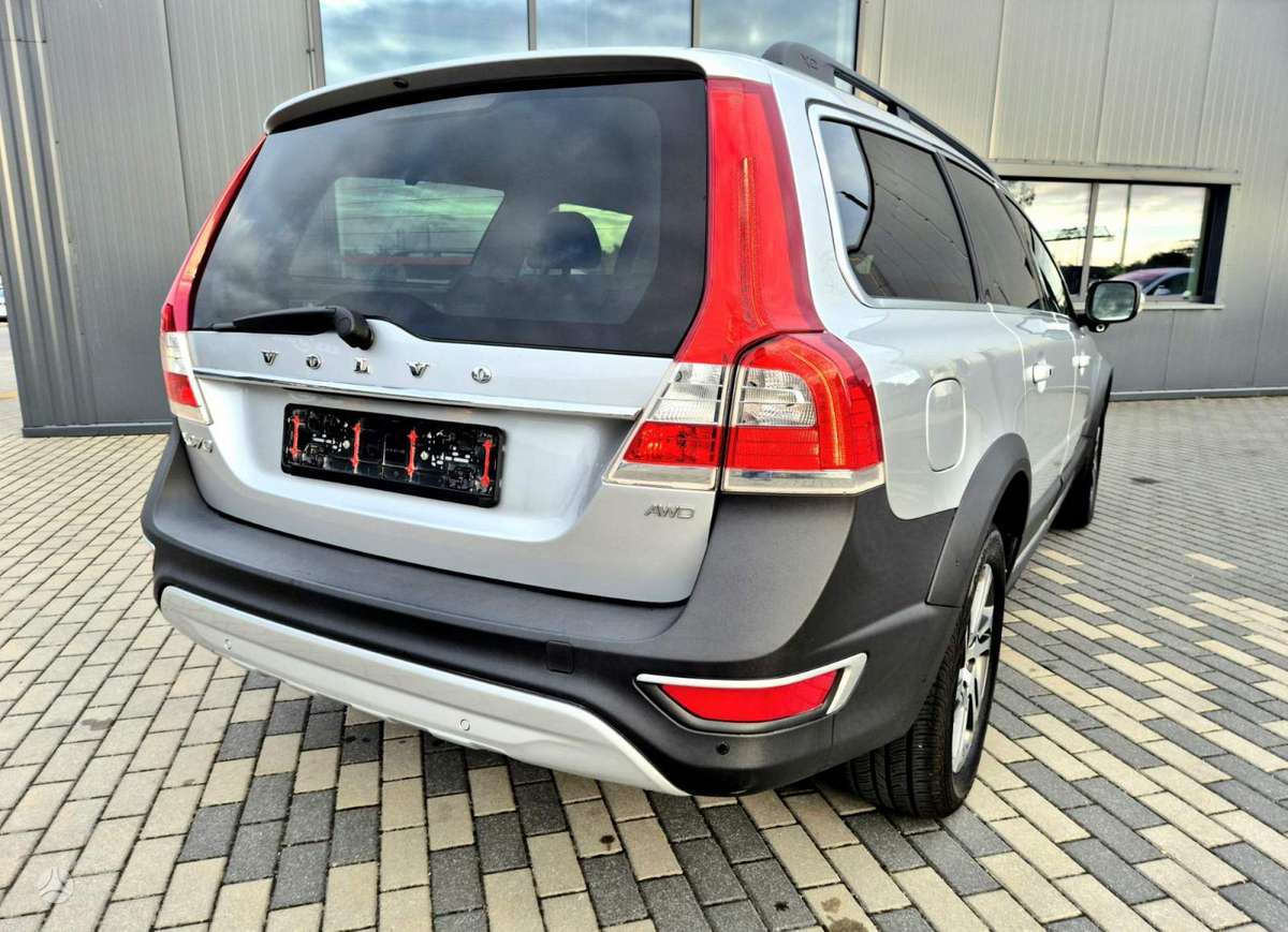 Volvo XC70, 3.2 l., Универсал