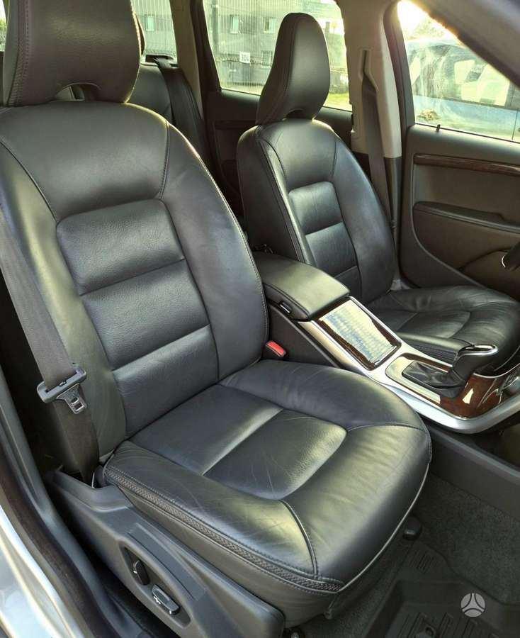 Volvo XC70, 3.2 l., Универсал