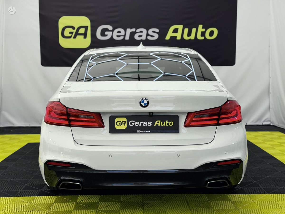 BMW 520, 2.0 l., Седан