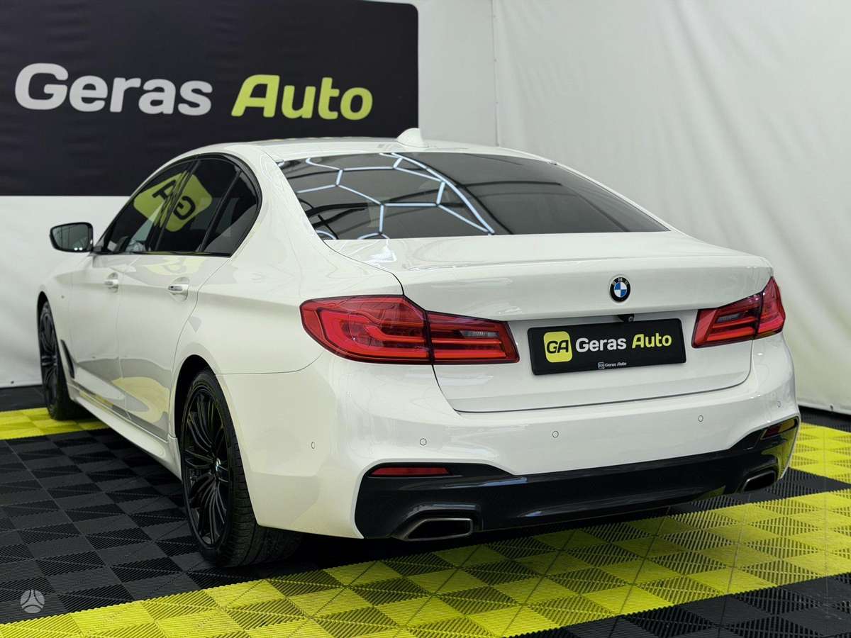 BMW 520, 2.0 l., Седан