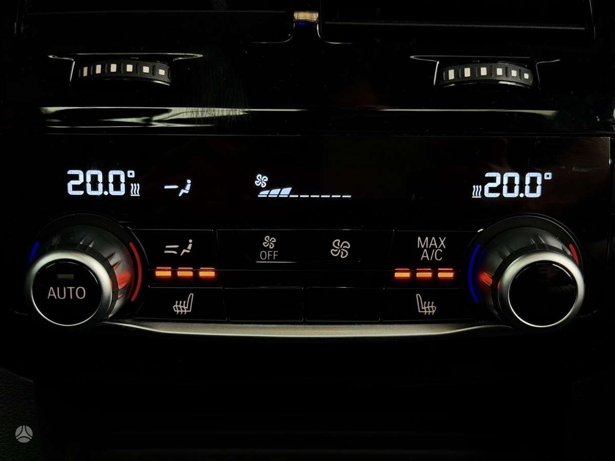 BMW 520, 2.0 l., Седан