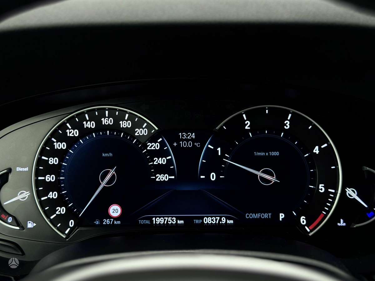 BMW 520, 2.0 l., Седан