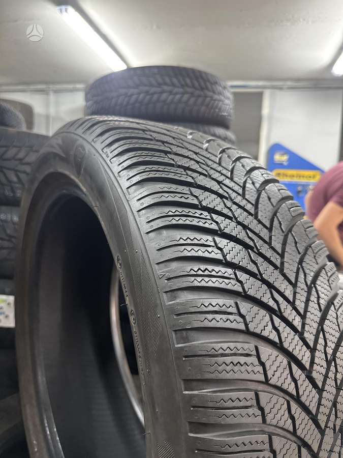 Firestone WinterHawk 4, winter 235/50 R19