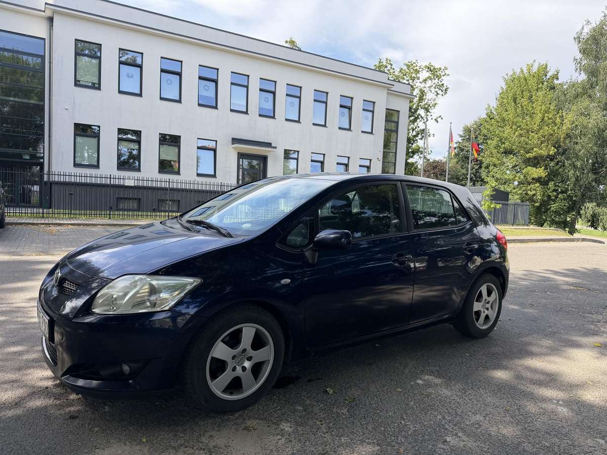 Toyota Auris - 11