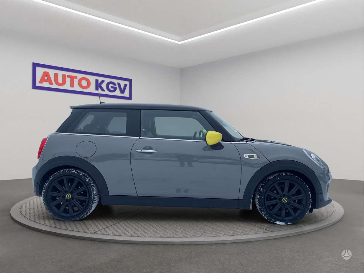 Mini Cooper SE, hečbekas
